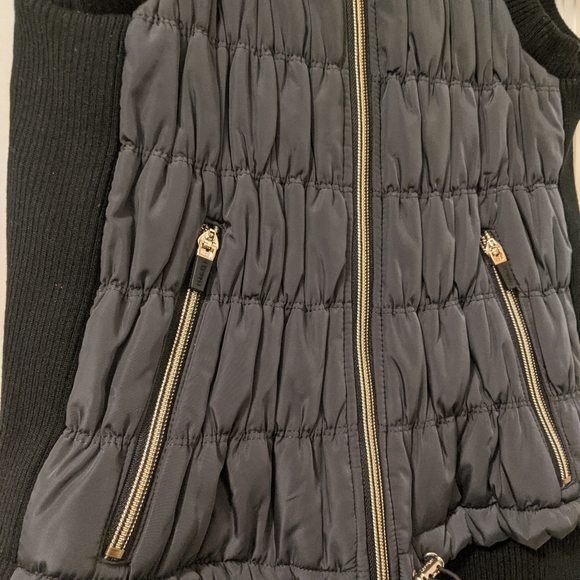 Calvin Klein Performance vest black with pockets and faux fur collar - Picture 2 of 8